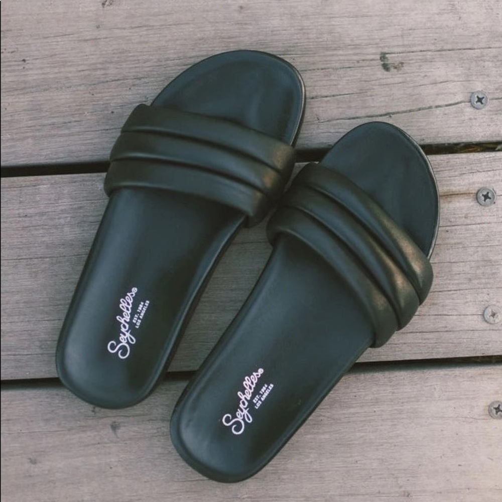 Seychelles Low Key Slide